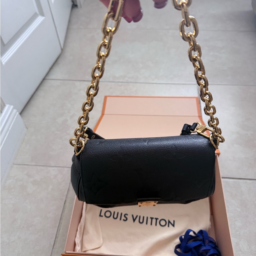 Louis Vuitton favorite MM - Picture 14 of 15